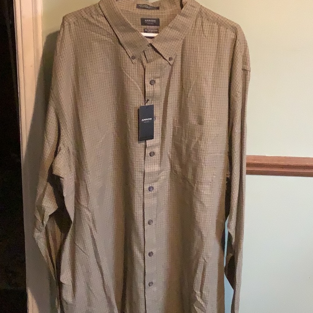 Men’s big and tall shirt